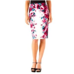 WHITE HOUSE BLACK MARKET Love Story Floral Pencil Skirt
